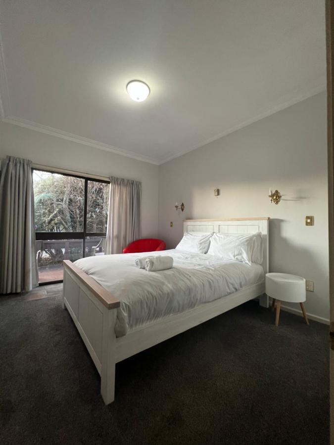 Young Woods โรโตรัว ภายนอก รูปภาพ